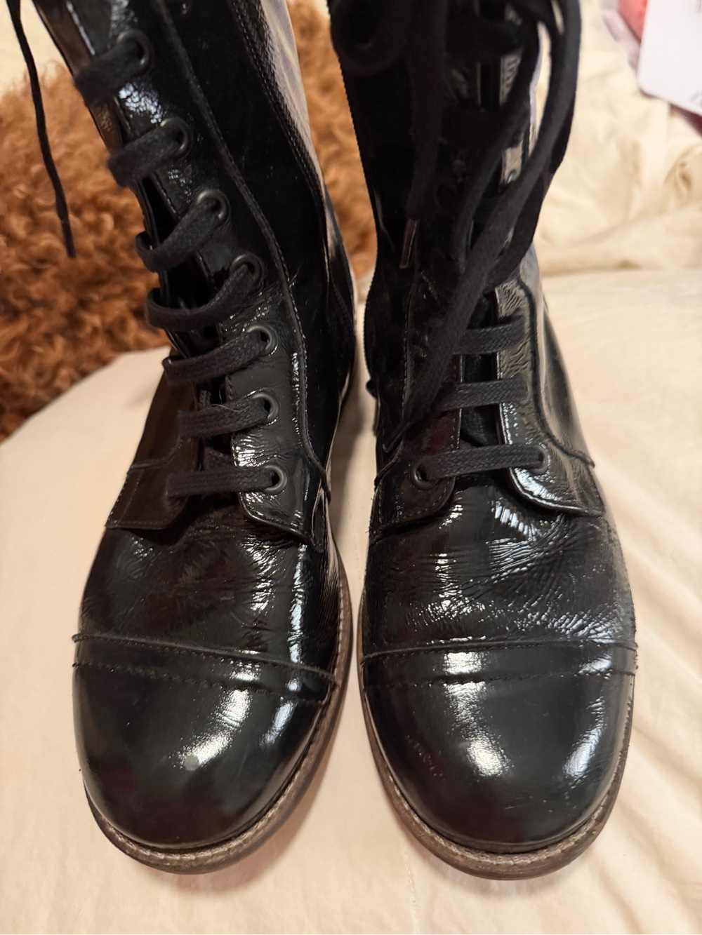 Bottes cuir vernis noir APROPO (Fabriquées au Portugal) – Taille 39- 8- 8 1/2